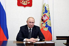 Владимир Путин поздравил Главу Тувы и жителей республики с Днем России